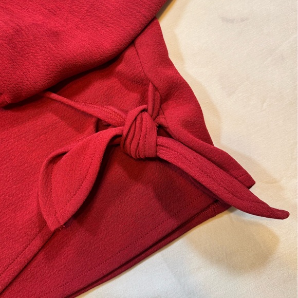 Madewell Texture & Thread Red V-Neck Wrap Blouse - Picture 3 of 11